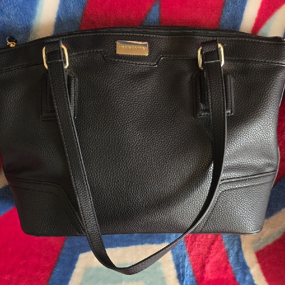 Liz Clairborne Black Shoulder Bag - Picture 5 of 10